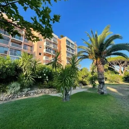 Apartman Cannes *